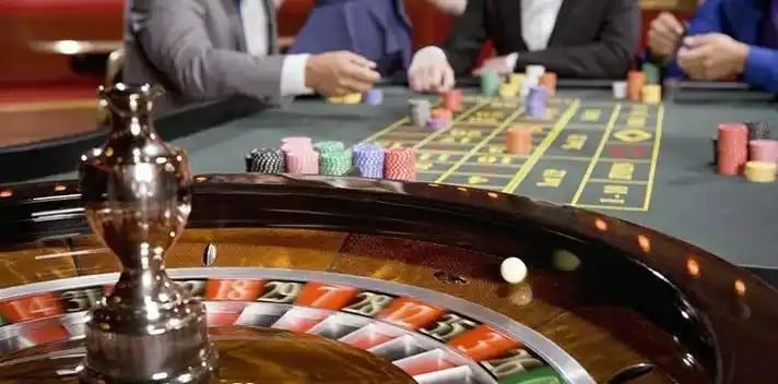 Pengguna menikmati hiburan sport dan casino dengan registrasi aman di jp711